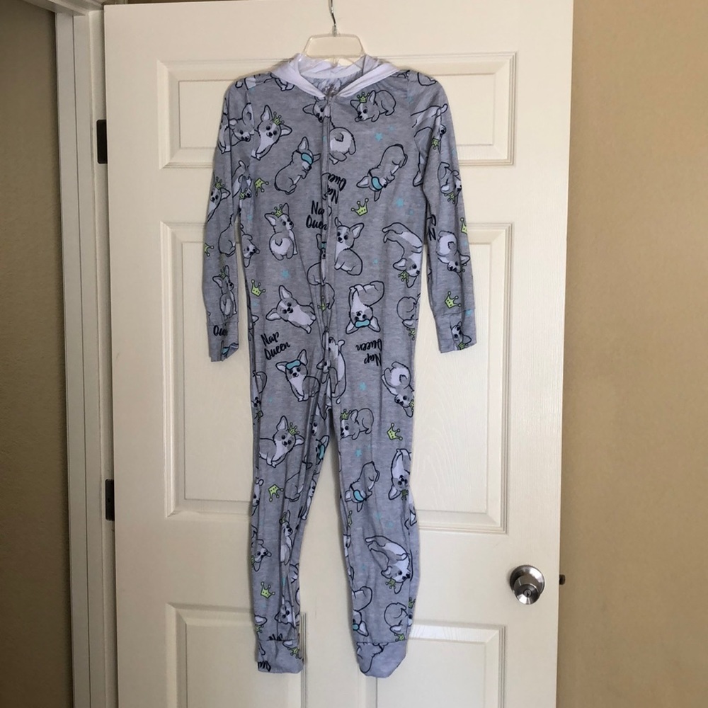 Adorable Justice onesie pajama, gently loved sz 10